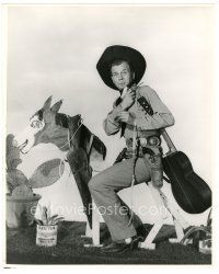 6b053 JOSEPH COTTEN deluxe 11.25x14 still '40s wacky portrait in cowboy outfit on fake horse!