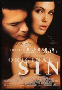 6g566 ORIGINAL SIN int'l DS 1sh '01 sexy close-up of Antonio Banderas & Angelina Jolie!