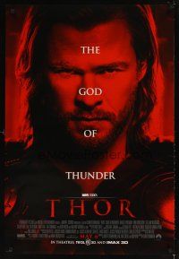 6g740 THOR advance DS 1sh '11 cool image of Chris Hemsworth in the title role!