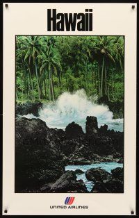 6j092 UNITED AIRLINES HAWAII travel poster '70s image of waves crashing on shore!