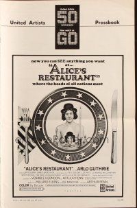 6p606 ALICE'S RESTAURANT pressbook '69 Arlo Guthrie, musical comedy directed by Arthur Penn!