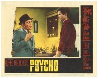 6s712 PSYCHO LC #2 '60 Alfred Hitchcock, Martin Balsam quizzes Anthony Perkins at the Bates Motel!
