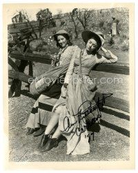 6t338 ANN RUTHERFORD signed 8x10 still '39 as Carreen from Gone with the Wind taking a break!