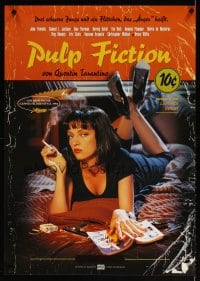 6y067 PULP FICTION German '94 Quentin Tarantino, Uma Thurman smoking Lucky Strikes in bed!