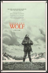 7b613 NEVER CRY WOLF 1sh '83 Walt Disney, great image of Charles Martin Smith alone in wild!