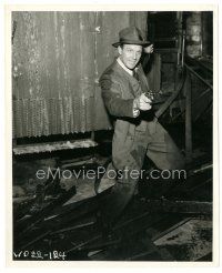 7d021 SCARFACE MOB English 8.25x10 still '62 great close up of Robert Stack as Eliot Ness w/ gun!