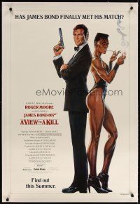 7e322 VIEW TO A KILL linen white advance 1sh '85 art of Moore as James Bond & Grace Jones by Goozee