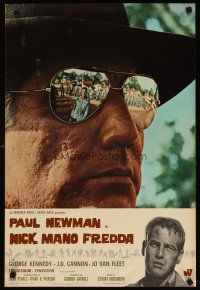 7f255 COOL HAND LUKE Italian photobusta '67 classic c/u of man w/no eyes looking at Paul Newman!