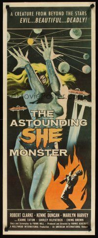 7g002 ASTOUNDING SHE MONSTER insert '58 art of the beautiful & deadly creature from the stars!