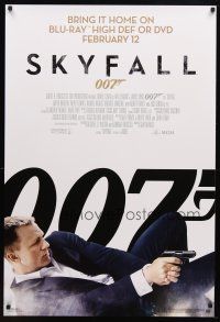 7p619 SKYFALL video 1sh '12 cool image of Daniel Craig as James Bond on back shooting gun!