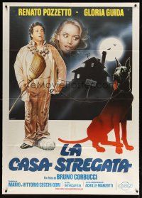 7k593 LA CASA STREGATA Italian 1p '82 great haunted house art with guy & dog by Casaro!