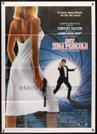 7k602 LIVING DAYLIGHTS Italian 1p '87 Timothy Dalton as James Bond & sexy Maryam d'Abo with gun!