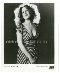 7s131 BETTE MIDLER 8x10 music publicity still '70s when she worked for Atlantic Records!