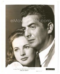 7s479 KISS OF DEATH 8x10 still '47 close up of Victor Mature & pretty Coleen Gray!