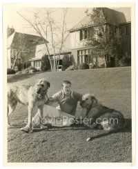 7s949 VICTOR MCLAGLEN 8x10 still '34 at home with his prize-winning Irish wolfhounds by Ray Jones!