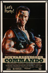 7z144 COMMANDO 1sh '85 cool image of Arnold Schwarzenegger in camo, let's party!