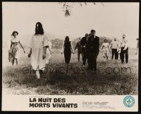 8c076 NIGHT OF THE LIVING DEAD French LC '70 cool image from George Romero zombie classic!