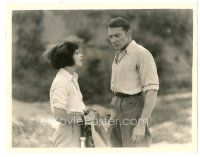 8k448 HULA 8x10 still '27 concerned Clara Bow close up with Clive Brook in Hawaii!