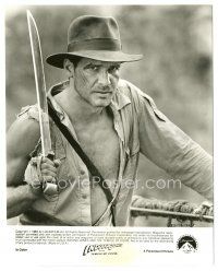 8k466 INDIANA JONES & THE TEMPLE OF DOOM 8x10 still '84 c/u of Harrison Ford with machete!