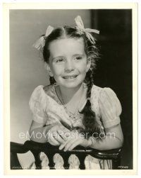 8k623 MARGARET O'BRIEN 8x10 still '40s great close up smiling portrait of the cute child star!
