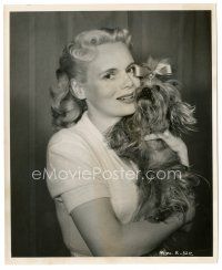 8k633 MARIE WILSON 8x10 still '50s c/u of the pretty actress holding cute dog by Ernest Bachrach!