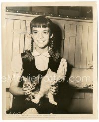 8k703 NATALIE WOOD 8x10 still '40s super young smiling portrait with two cute kittens!