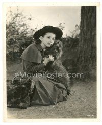 8k969 VIRGINIA WEIDLER 8x10 still '39 cute portrait with her dog Toto from Bad Little Angel!