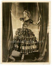 8m104 ELEANOR PAINTER stage play 11.25x14 still '23 full-length in great dress from The Exile!