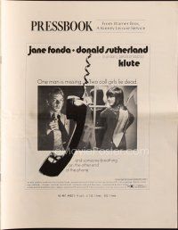8m733 KLUTE pressbook '71 Donald Sutherland helps intended murder victim & call girl Jane Fonda!