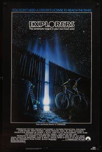 8s251 EXPLORERS 1sh '85 Joe Dante directed, image of bike & skateboard by glowing fence!
