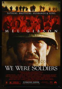 8s830 WE WERE SOLDIERS advance 1sh '02 close-up of Vietnam soldier Mel Gibson!