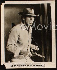 9j783 MAGNIFICENT STRANGER 4 Colombian 8x10 stills '67 Clint Eastwood, El magnifico extranjero