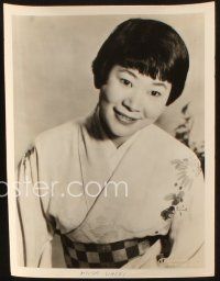 9j957 MIYOSHI UMEKI 2 8x10 stills '61 the Japanese actress from Flower Drum Song & Sayonara!