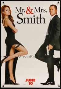 9k498 MR. & MRS. SMITH teaser 1sh '05 married assassins Brad Pitt & sexy Angelina Jolie!