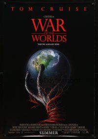 9k819 WAR OF THE WORLDS advance 1sh '05 Spielberg, cool alien hand holding Earth artwork!
