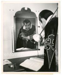 9t062 ADVENTURES OF DON JUAN candid 8x10 still '49 Robert Douglas rehearses at mirror by Maclean!