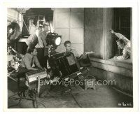 9t073 ANTHONY ADVERSE candid 8x10 still '36 Mervyn LeRoy & crew filming with elaborate camera!