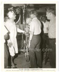 9t139 GREAT IMPOSTOR candid 8x10 still '61 Tony Curtis on set in his Some Like It Hot costume!