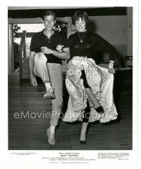 9t195 MARY POPPINS candid 8x10 still '64 Julie Andrews & Dick Van Dyke practicing dance routines!