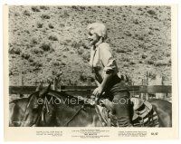 9t754 MISFITS 8x10 still '61 great image of sexy Marilyn Monroe riding on horse, John Huston!