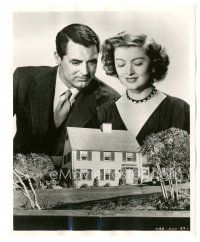 9t762 MR. BLANDINGS BUILDS HIS DREAM HOUSE 8x10 still '48 Cary Grant & Myrna Loy with model home!