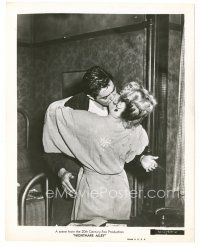 9t786 NIGHTMARE ALLEY 8x10 still '47 carnival barker Tyrone Power kissed by Joan Blondell!