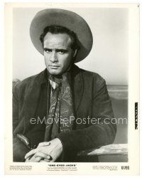 9t801 ONE EYED JACKS 8x10 still '61 best close portrait of star/director Marlon Brando!