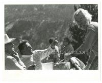 9t224 PAINT YOUR WAGON candid 8x10 still '69 director Joshua Logan discusses scene with Lee Marvin!
