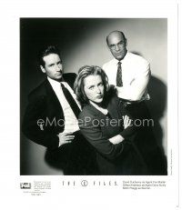 9t997 X-FILES TV 8x10 still '98 FBI agents David Duchovny & Gillian Anderson + Mitch Pileggi!