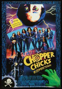 9w104 CHOPPER CHICKS IN ZOMBIETOWN 1sh '89 Amazons w/guns, whips, chains & rock 'n' roll, Troma!
