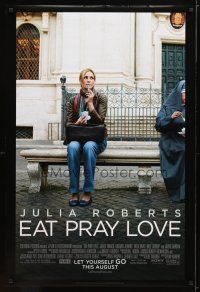 9w166 EAT PRAY LOVE advance DS 1sh '10 Ryan Murphy directed, cool image of Julia Roberts on bench!