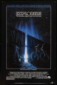 9w185 EXPLORERS 1sh '85 Joe Dante directed, image of bike & skateboard by glowing fence!
