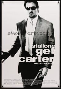 9w224 GET CARTER 1sh '00 great full-length image of Sylvester Stallone in cool shades w/gun!