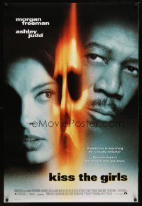 9w366 KISS THE GIRLS DS 1sh '97 great image of Ashley Judd, Morgan Freeman & flaming man!